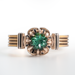 Late Victorian / Edwardian 18K Gold Green Tourmaline Ring
