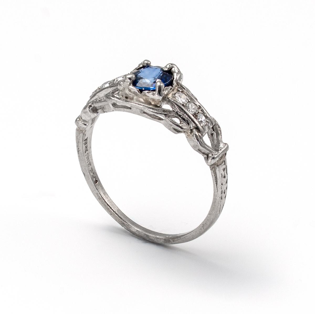 circa 1920 platinum ring with sapphire and diamonds