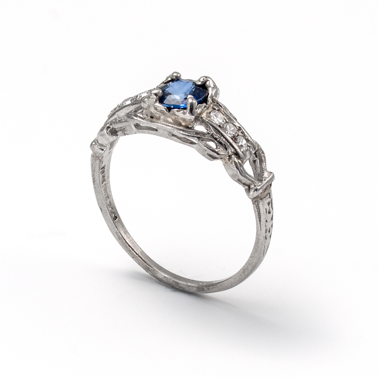 circa 1920 platinum ring with sapphire and diamonds