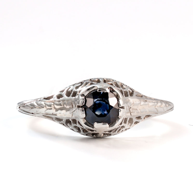 Art Deco Filigree Ringwith Deep Blue Sapphire