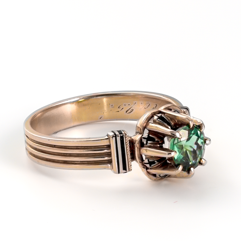 Late Victorian / Edwardian 18K Gold Green Tourmaline Ring
