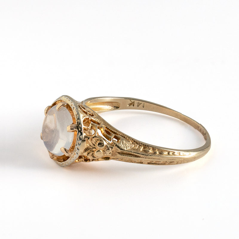 Vintage 14K Gold Natural Moonstone Cabochon Ring