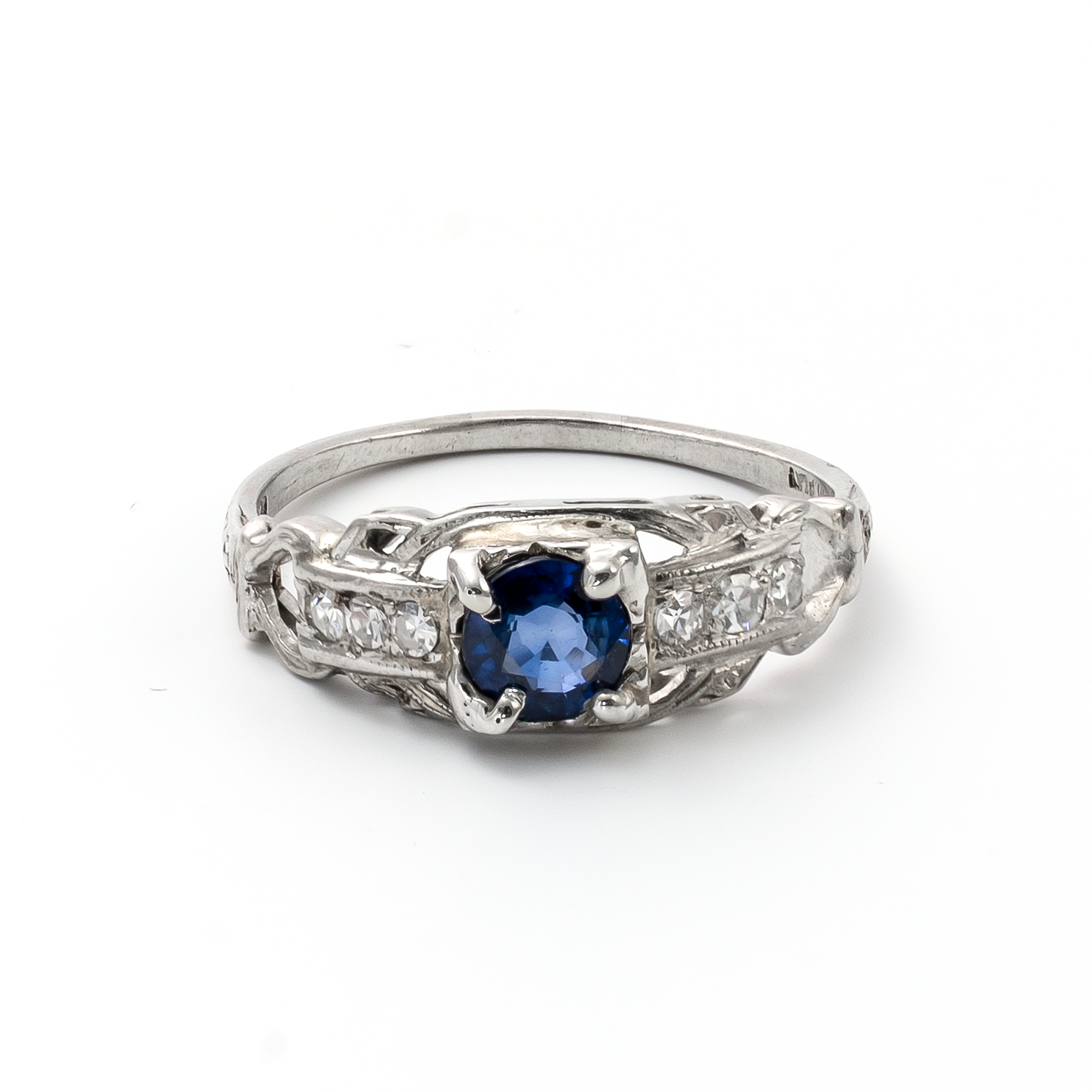 Vivid Royal Blue Sapphire in Art Deco Bridge Gallery Setting